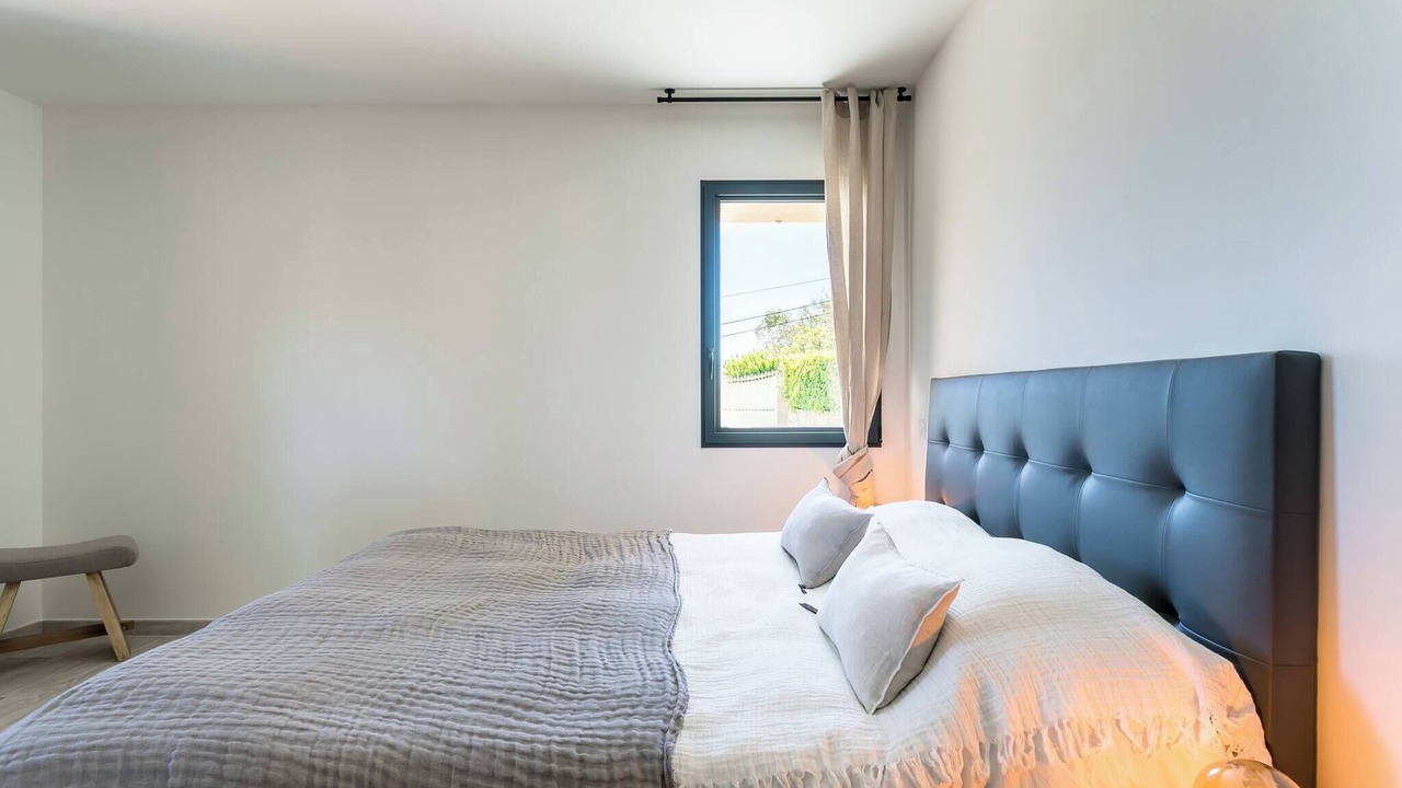 Photo of Bedroom in Vaison-la-Romaine