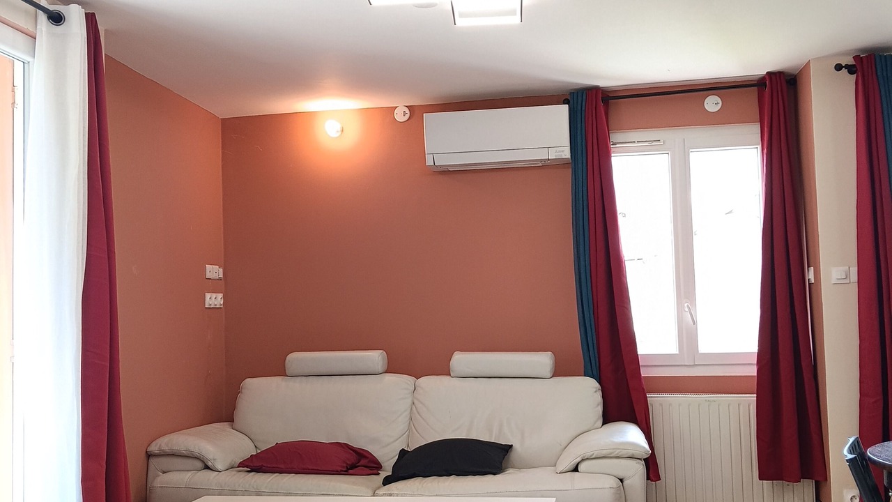 Photo of Livingroom in Saint-Martin-le-Vinoux