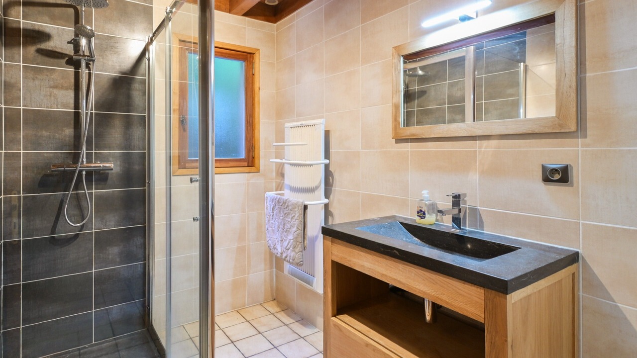 Photo of Bathroom in Les Clefs