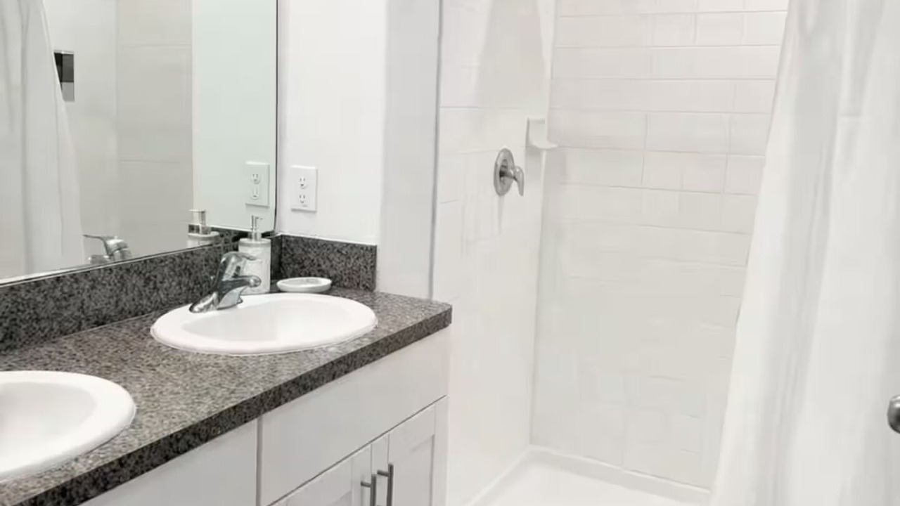 Photo of Bathroom in Wimauma