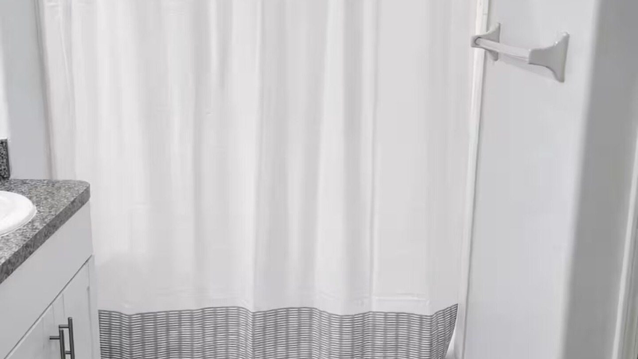 Photo of Bathroom in Wimauma
