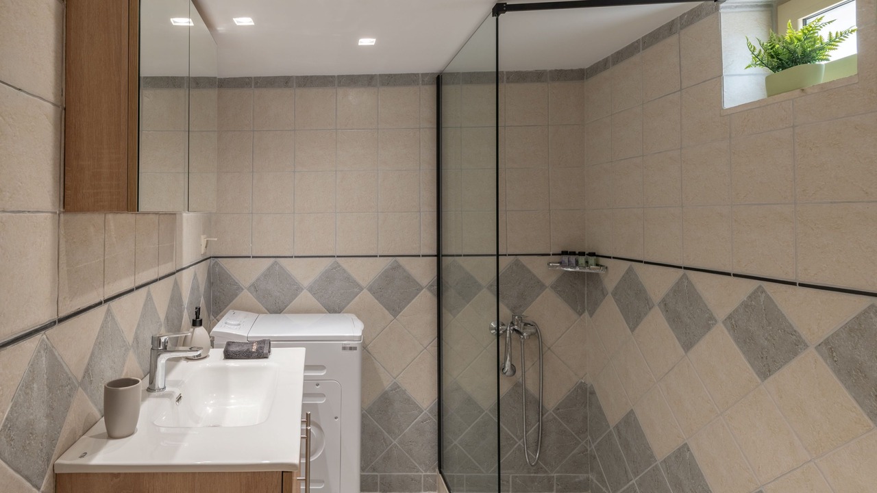 Photo of Bathroom in Anopolis