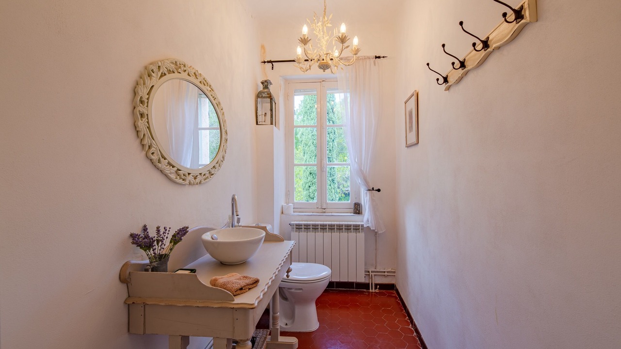 Photo of Bathroom in Villecroze