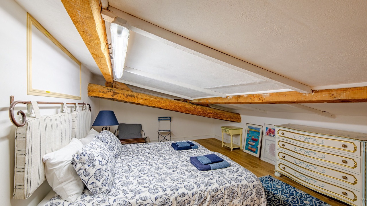 Photo of Bedroom in Villecroze