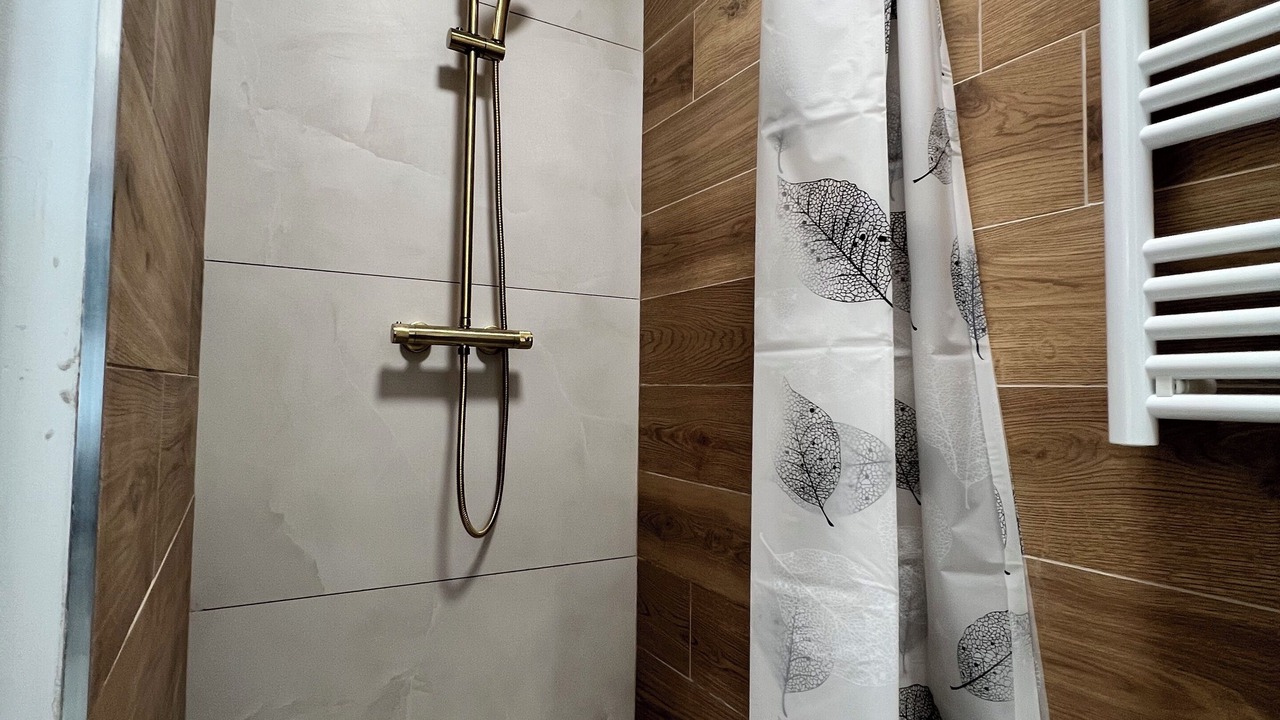 Photo of Bathroom in Auriol