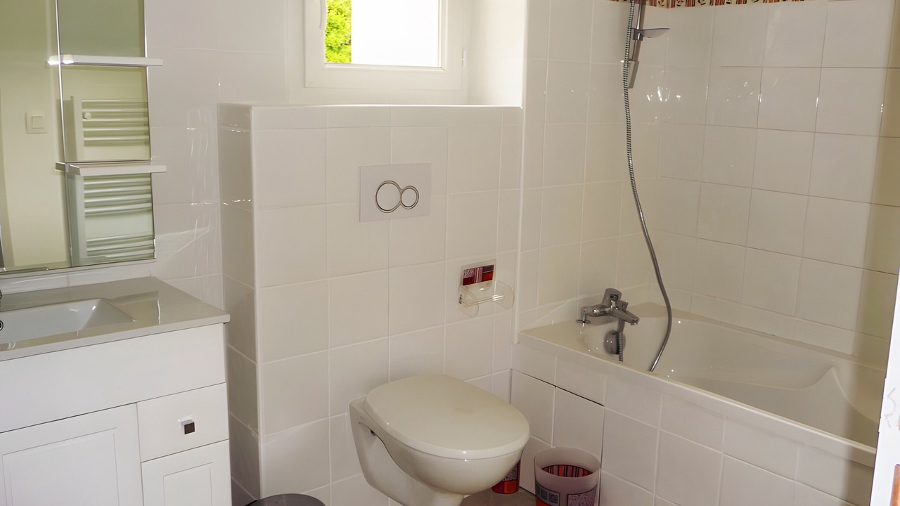 Photo of Bathroom in Reilhanette