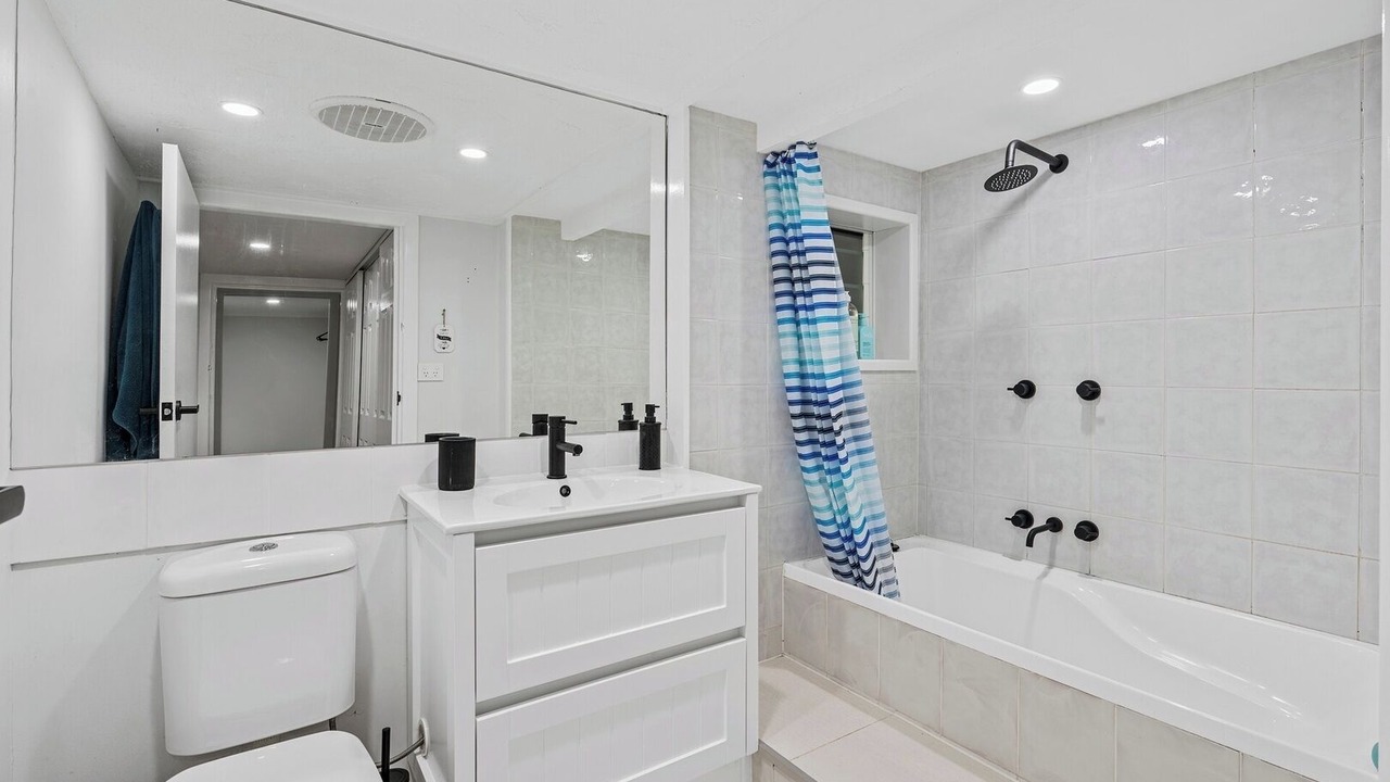 Photo of Bathroom in Ashmore