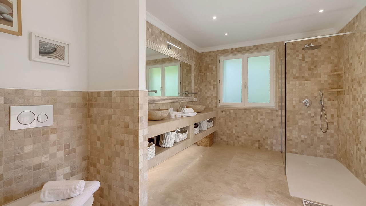 Photo of Bathroom in Sainte-Maxime - Saint-Tropez