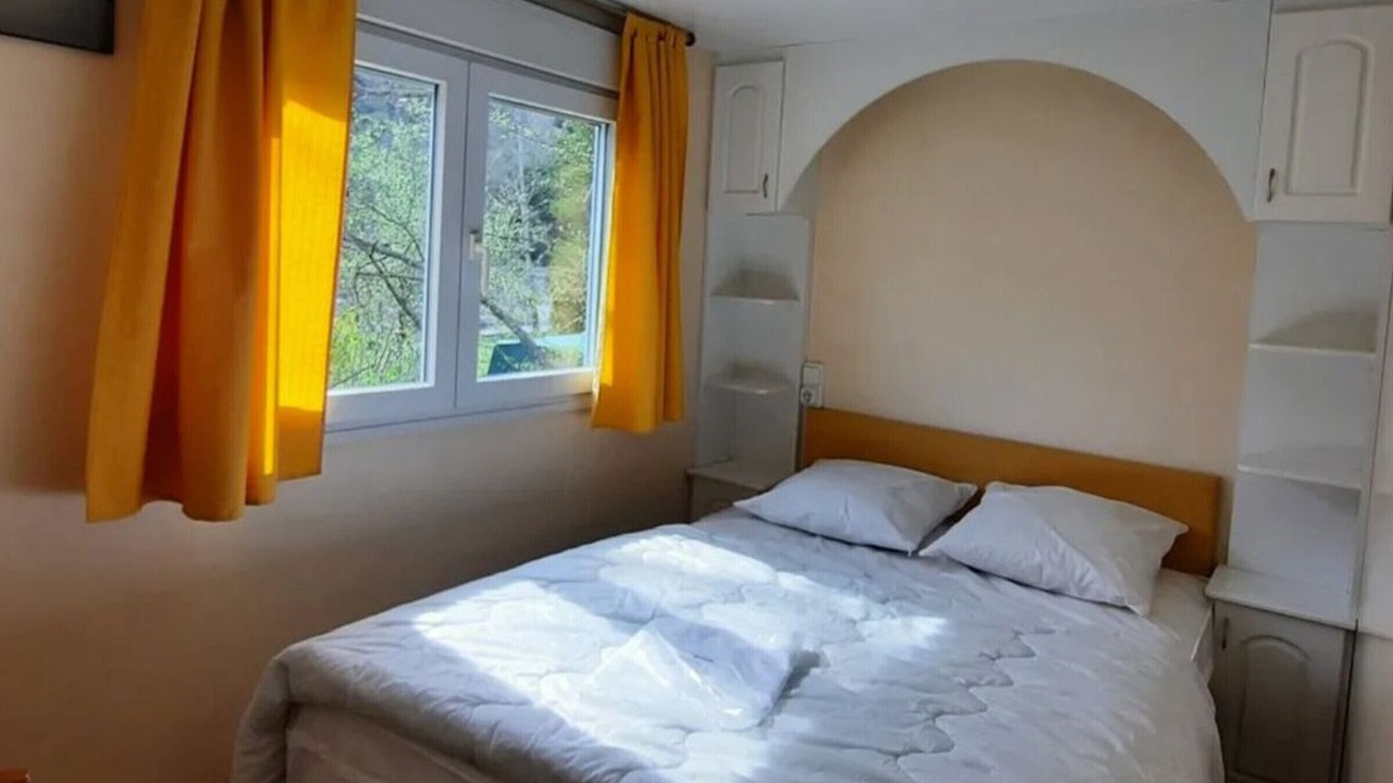 Photo of Bedroom in Annot