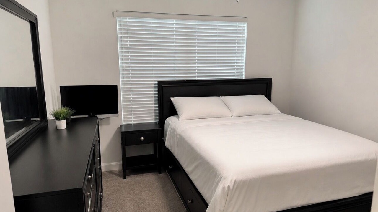 Photo of Bedroom in Wesley Chapel