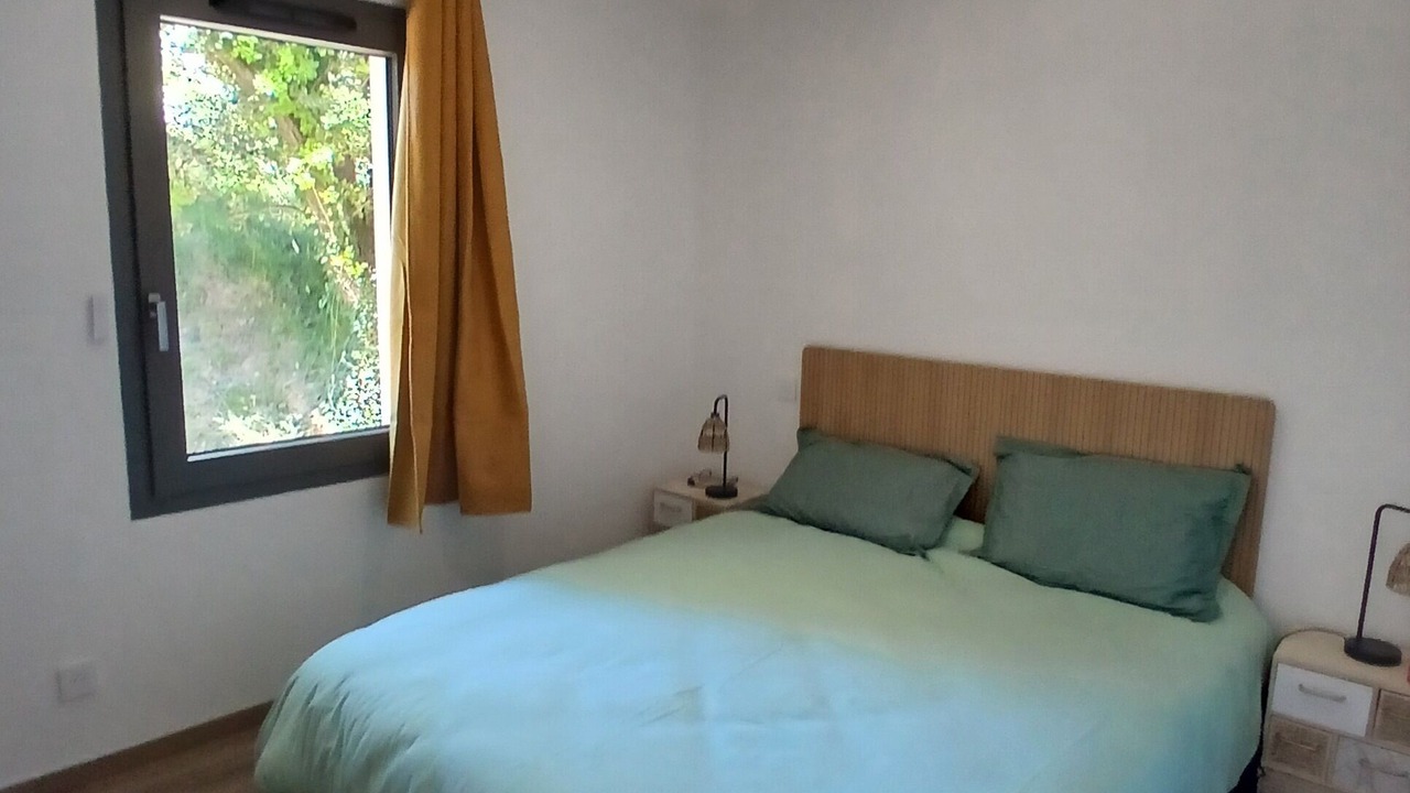 Photo of Bedroom in Le Poet-Laval