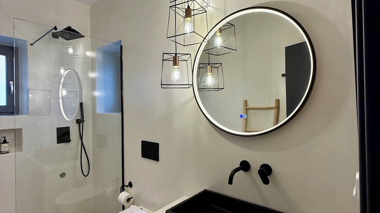 Photo of Bathroom in Aliki