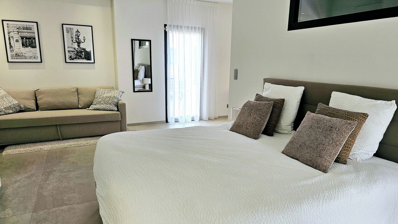 Photo of Bedroom in Entrecasteaux
