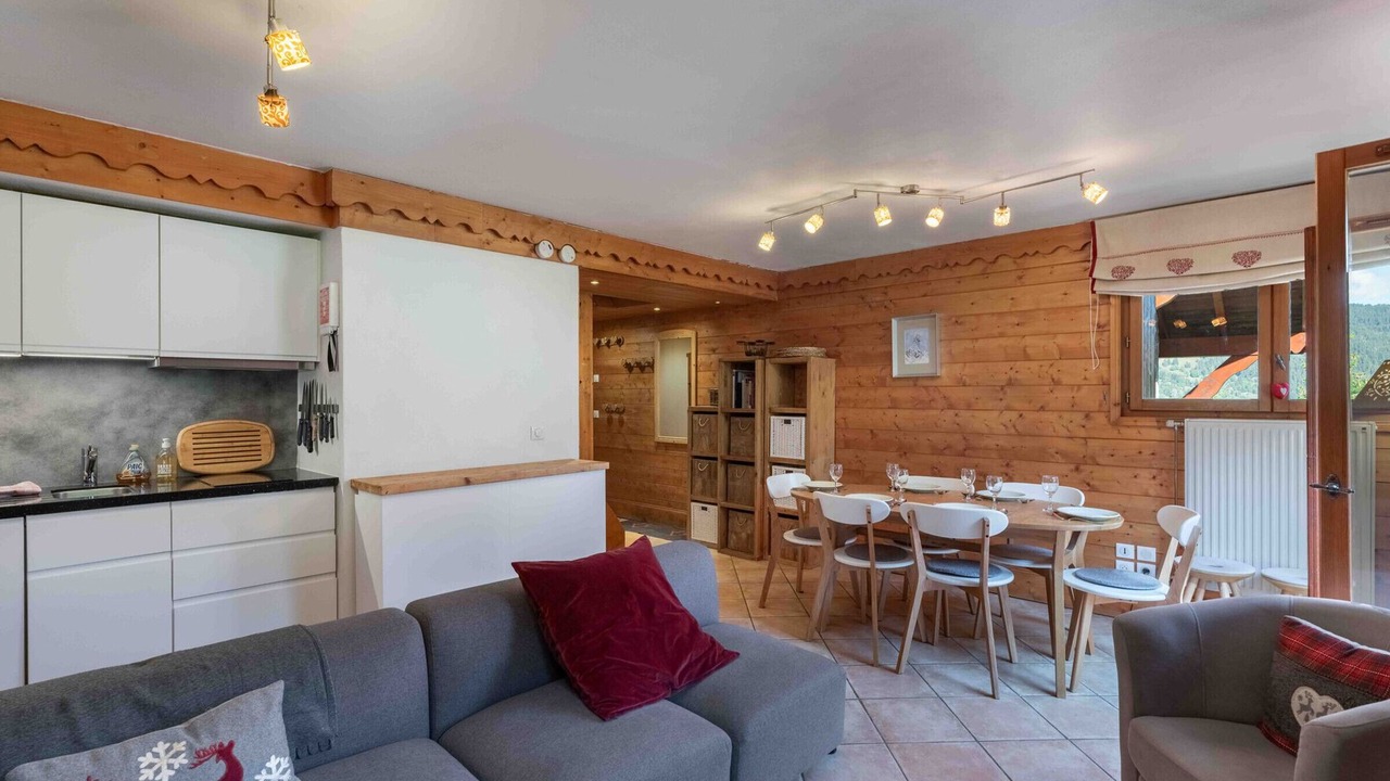 Photo of Livingroom in Meribel Village