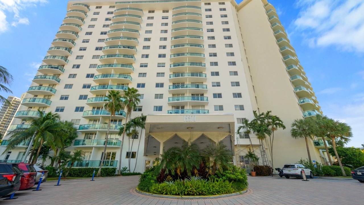 Photo of Outdoor in Sunny Isles Beach