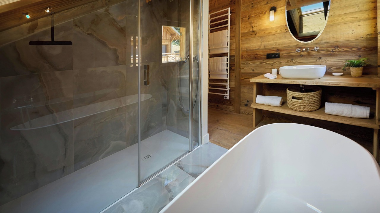 Photo of Bathroom in Saint-Nicolas-de-Veroce