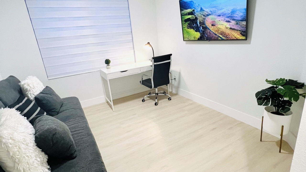 Photo of Livingroom in Sunset Ridge