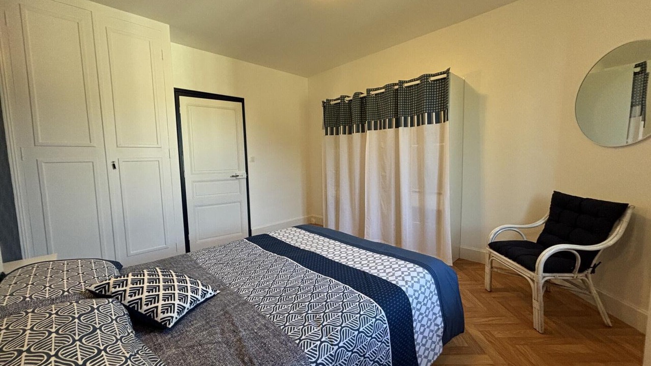 Photo of Bedroom in Diou