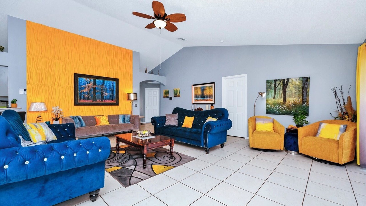 Photo of Livingroom in Thousand Oaks