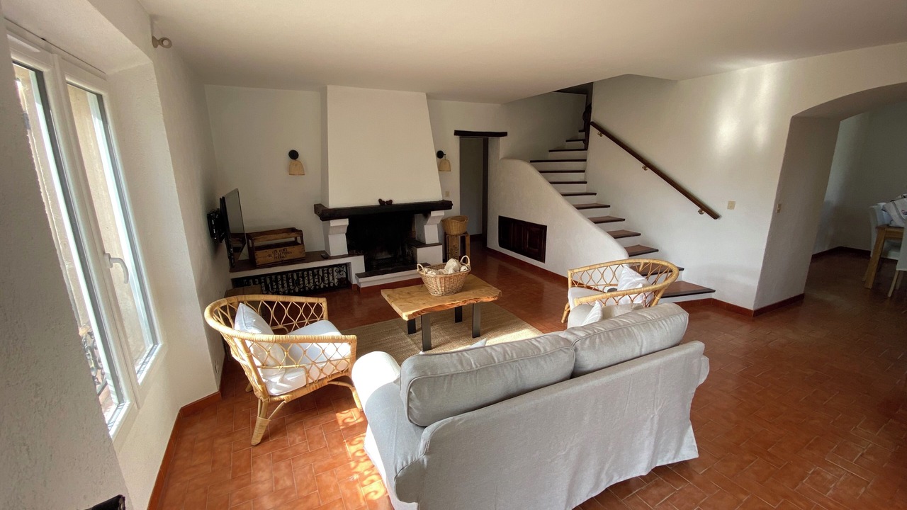 Photo of Livingroom in Saint-Paul-en-Foret