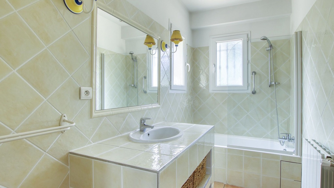Photo of Bathroom in La Cadiere-d'Azur