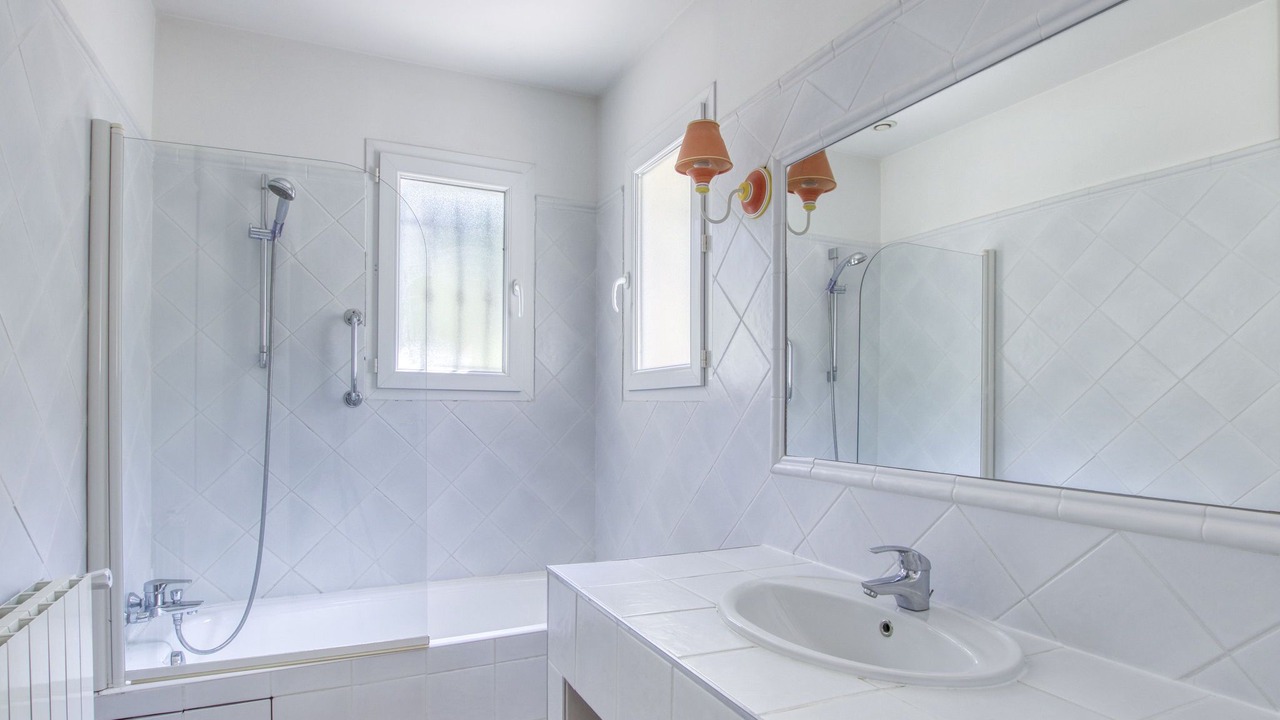 Photo of Bathroom in La Cadiere-d'Azur