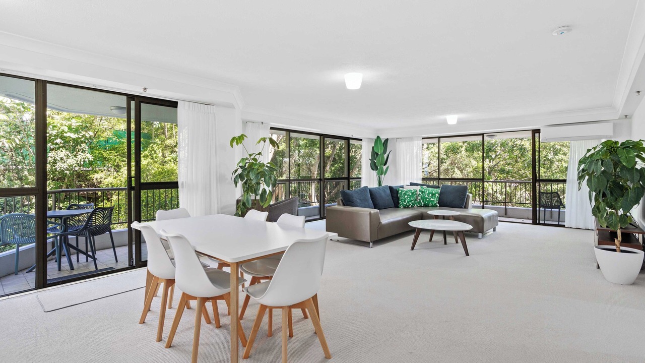 Photo of Livingroom in Burleigh Heads