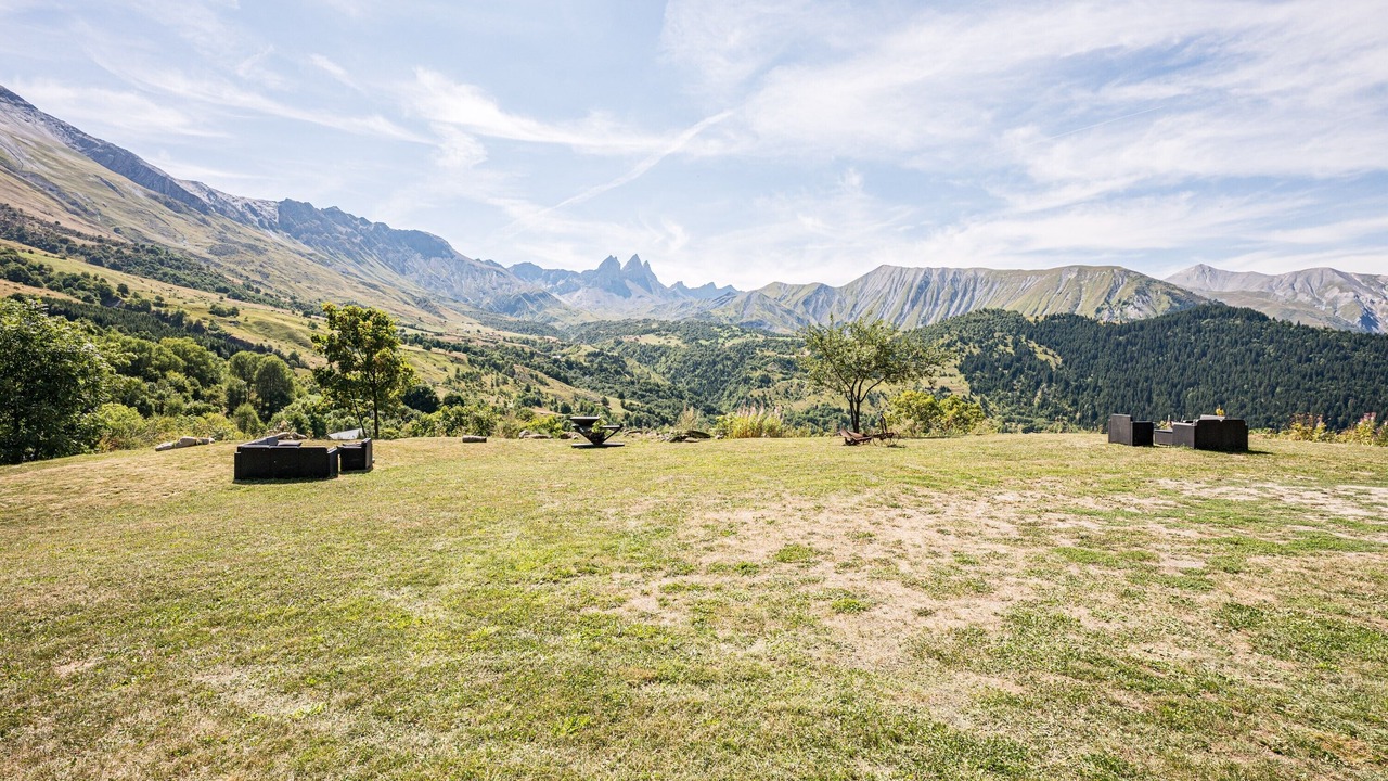 Photo of Others in Albiez-Montrond