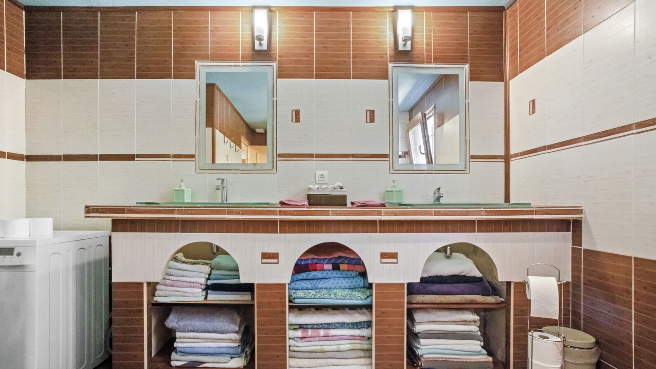 Photo of Bathroom in Saint-Paul-en-Foret