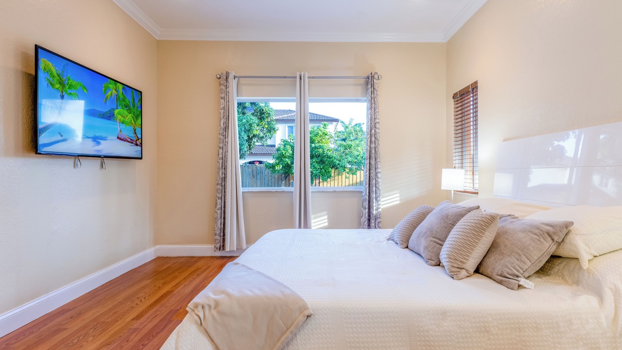Photo of Bedroom in Homestead