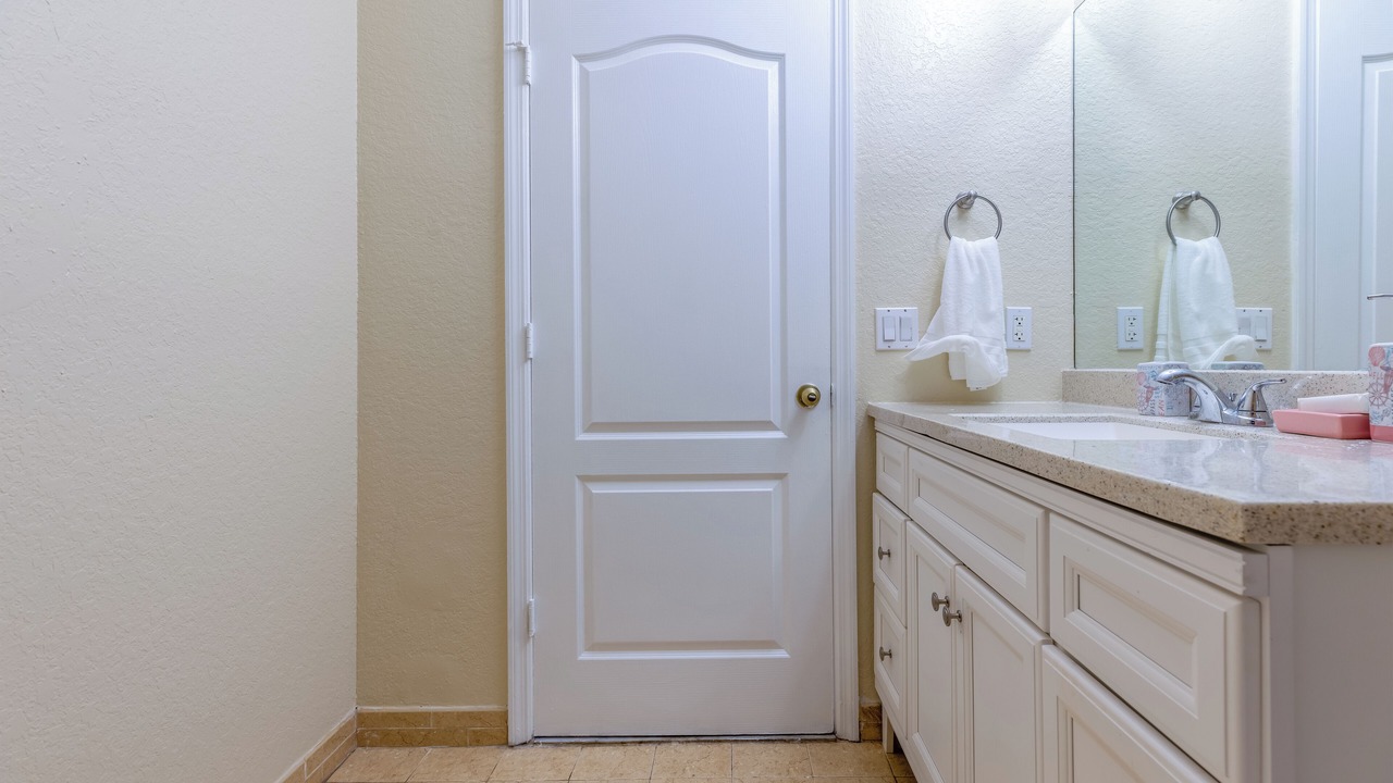 Photo of Bathroom in Homestead