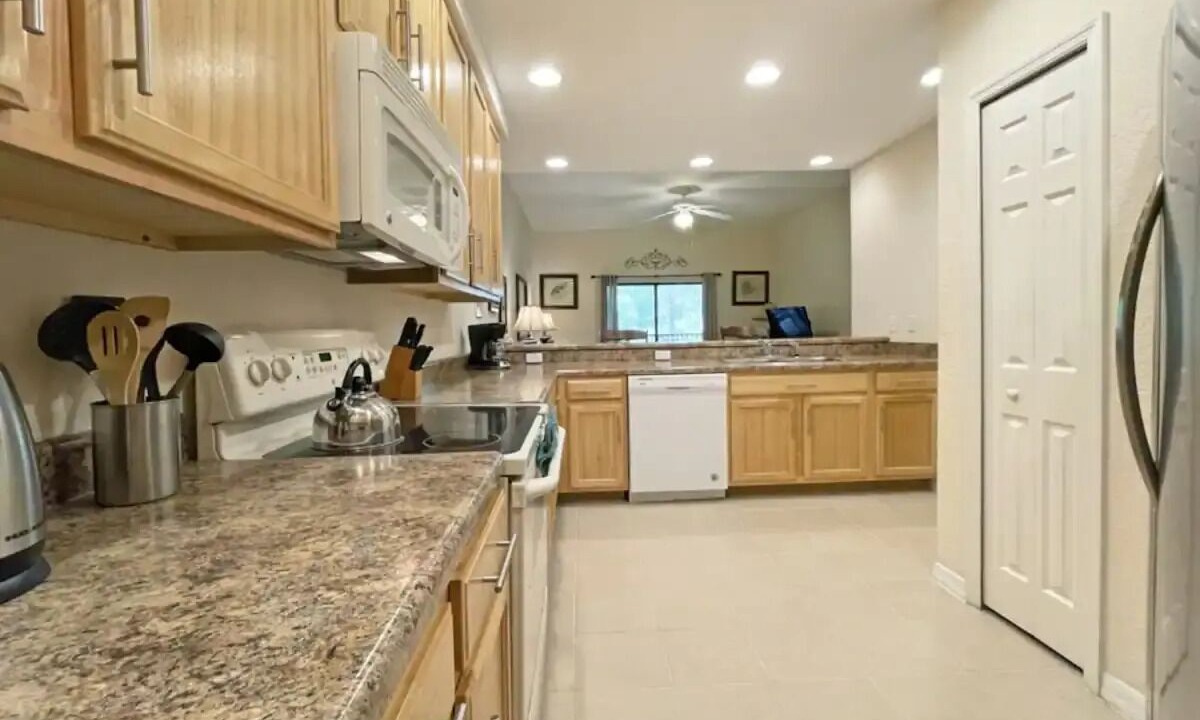 Photo of Kitchen in West Kissimmee