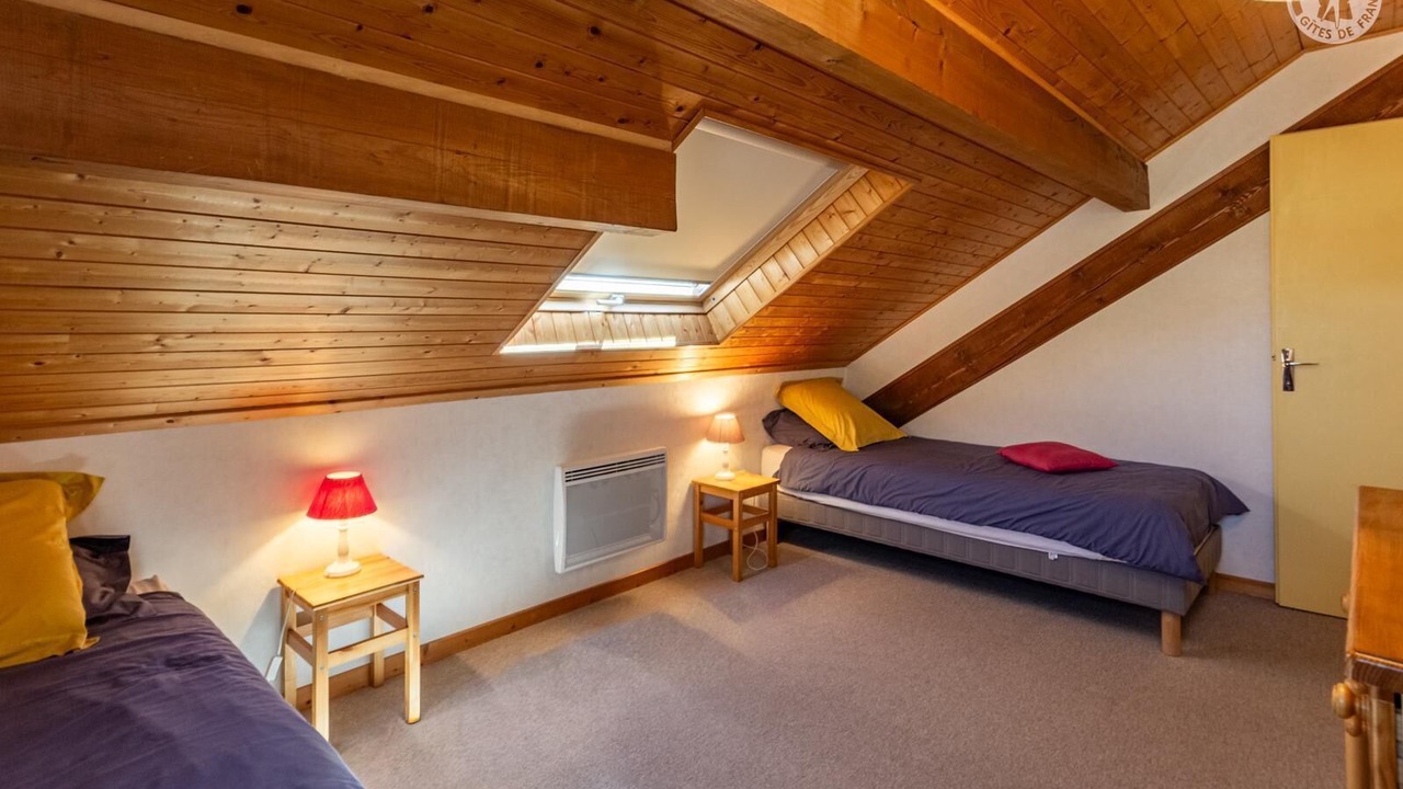 Photo of Bedroom in Albiez-Montrond