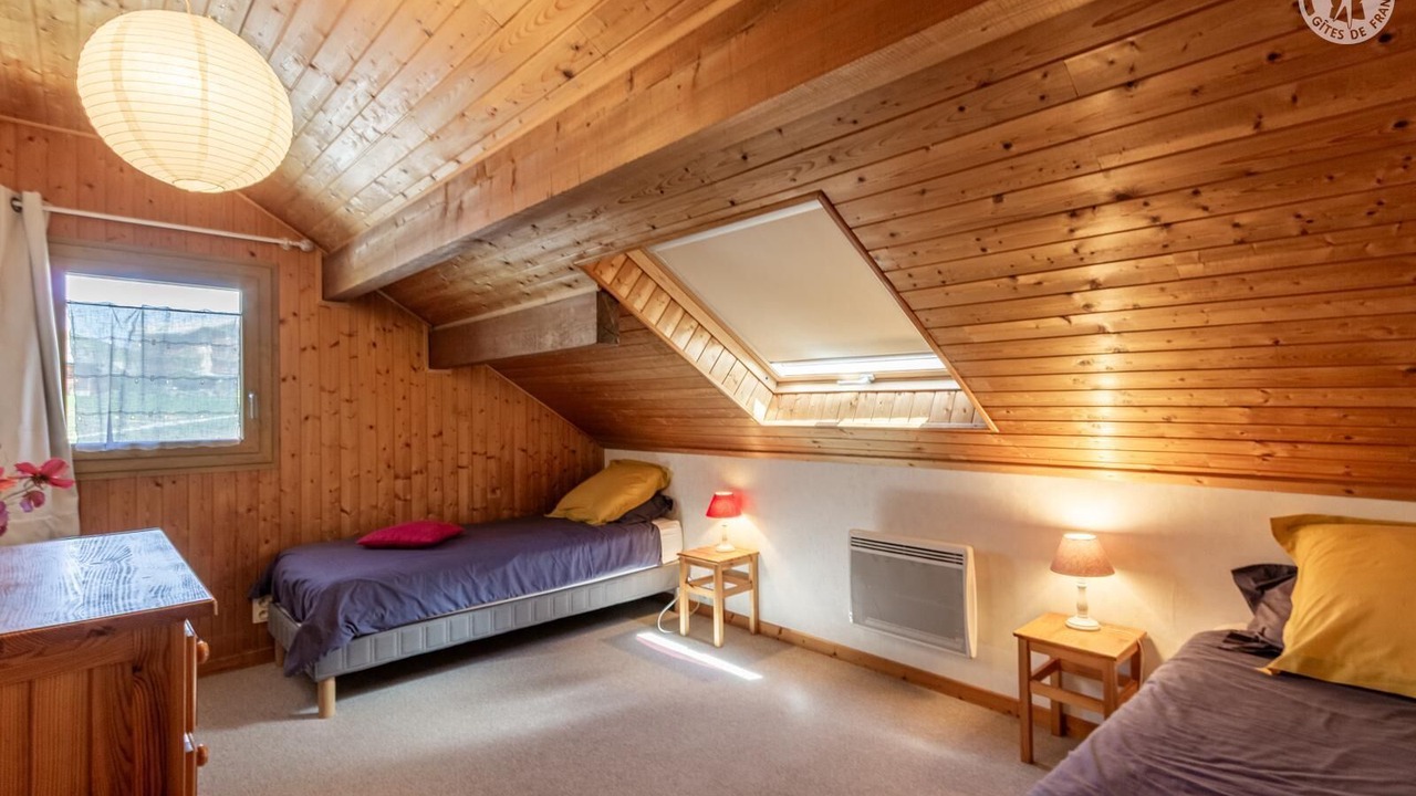 Photo of Bedroom in Albiez-Montrond