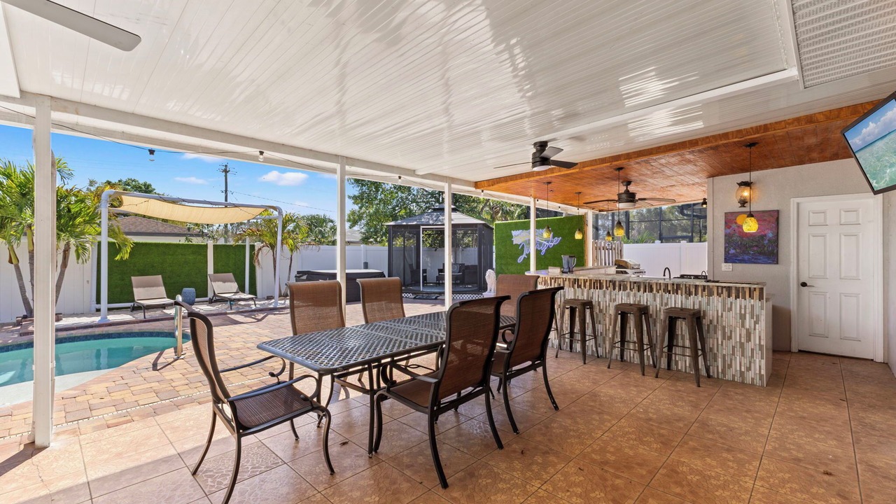 Photo of Outdoor in Tampa