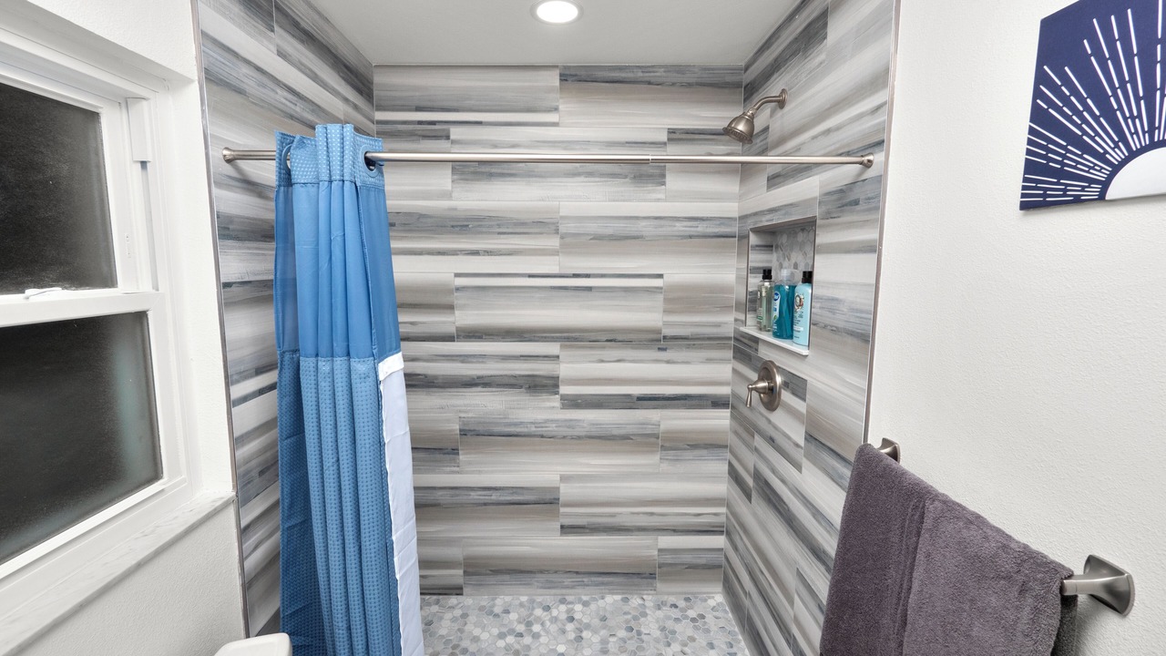 Photo of Bathroom in Lakeland