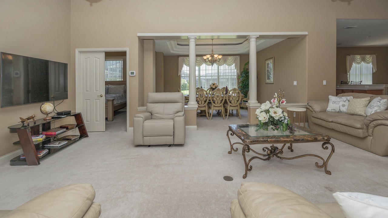 Photo of Livingroom in Tuscan Hills