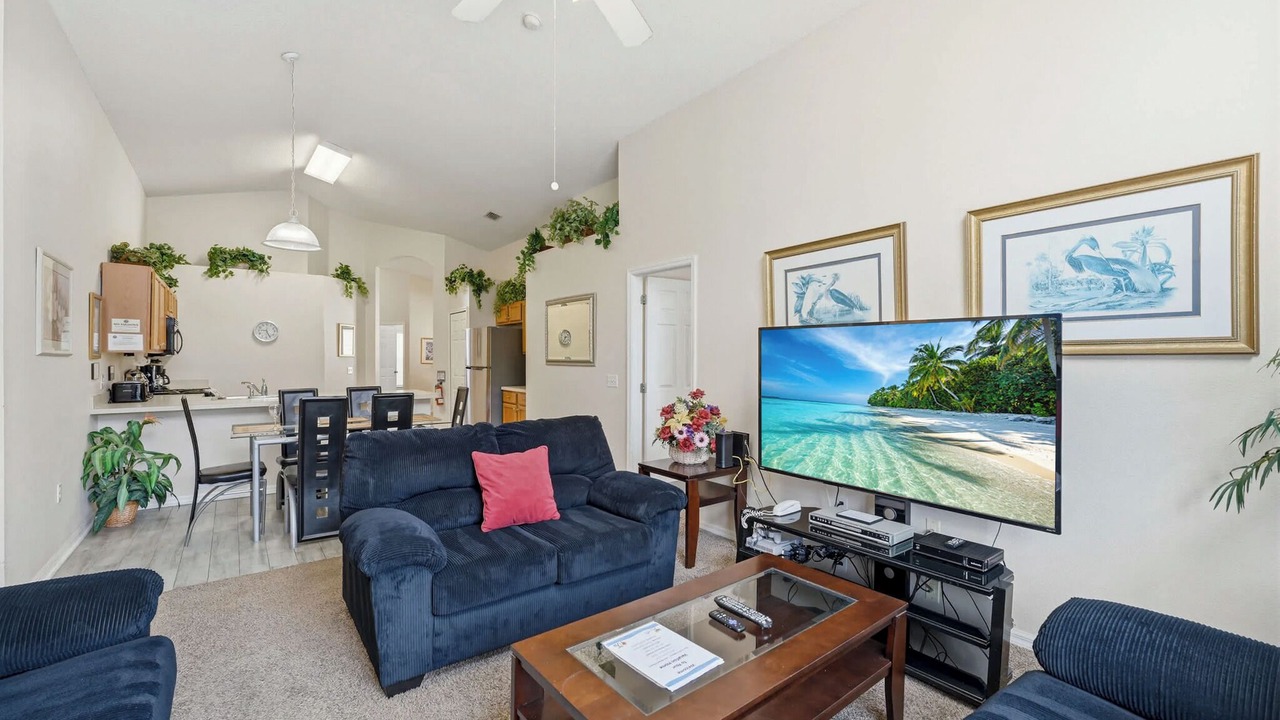 Photo of Livingroom in Lake Berkley