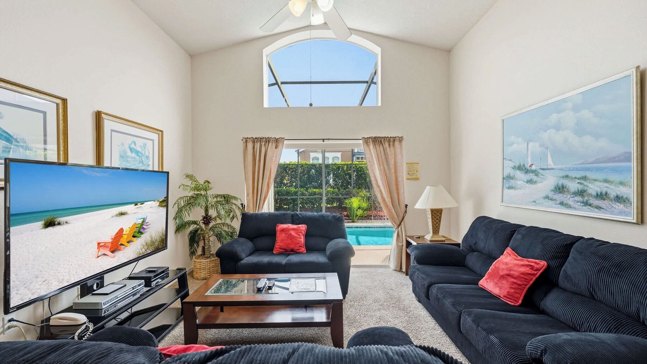 Photo of Livingroom in Lake Berkley