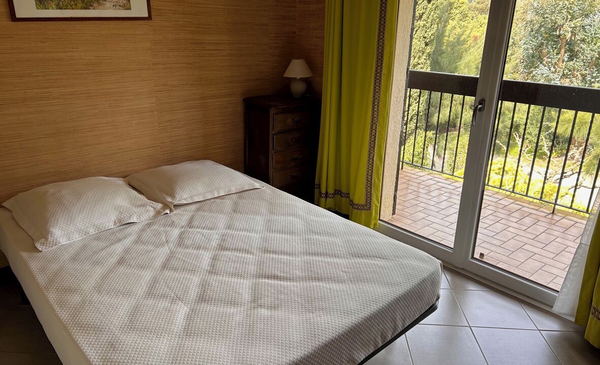 Photo of Bedroom in Cavaliere Beach
