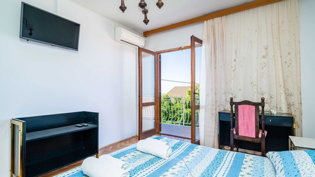Photo of Bedroom in Gornji Kono