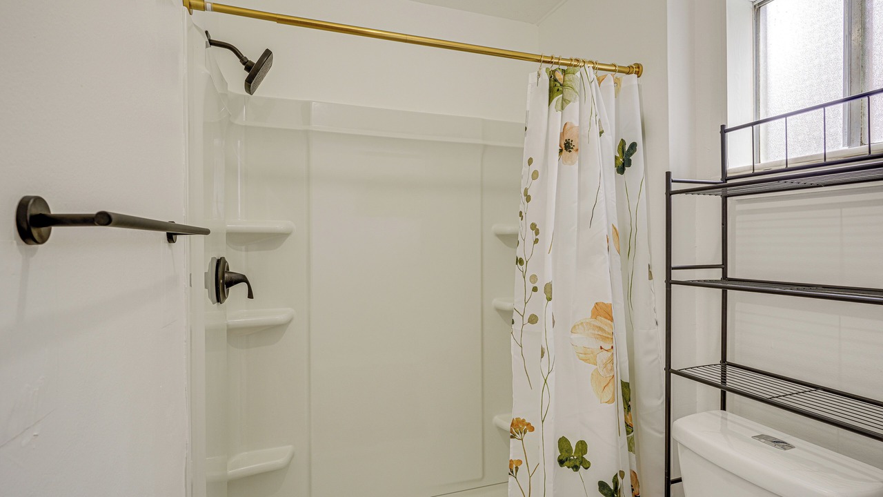 Photo of Bathroom in Babson Park