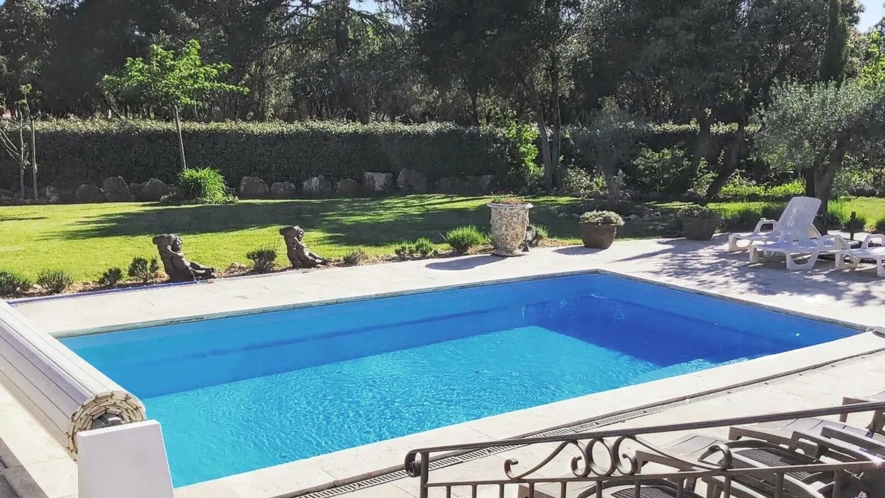 Photo of Outdoor in Regusse