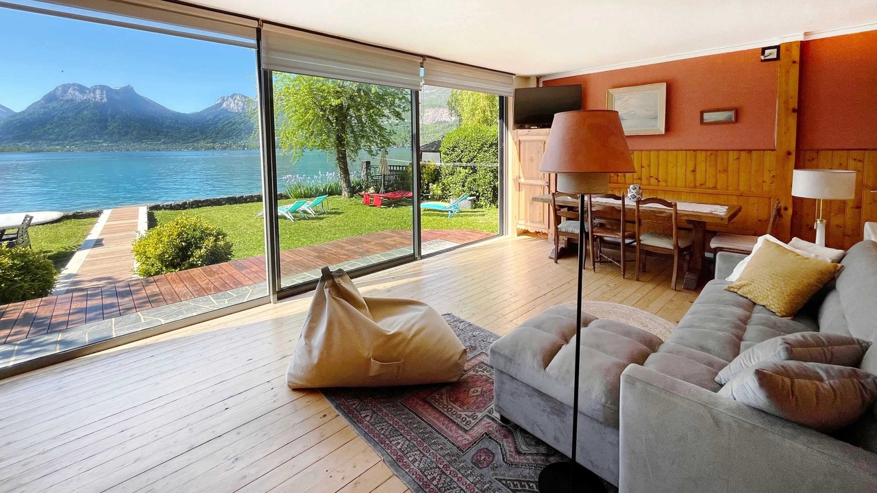 Photo of Livingroom in Angon