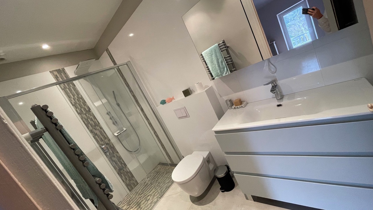 Photo of Bathroom in Pourrieres