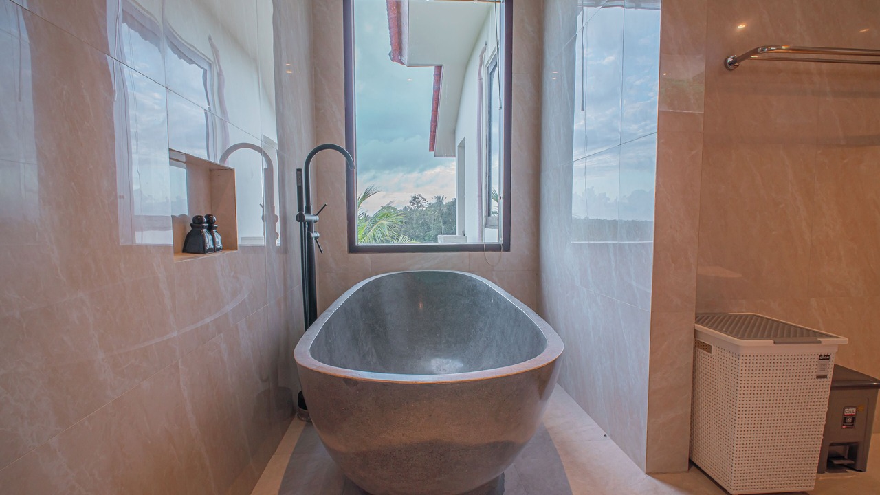 Photo of Bathroom in Kedewatan