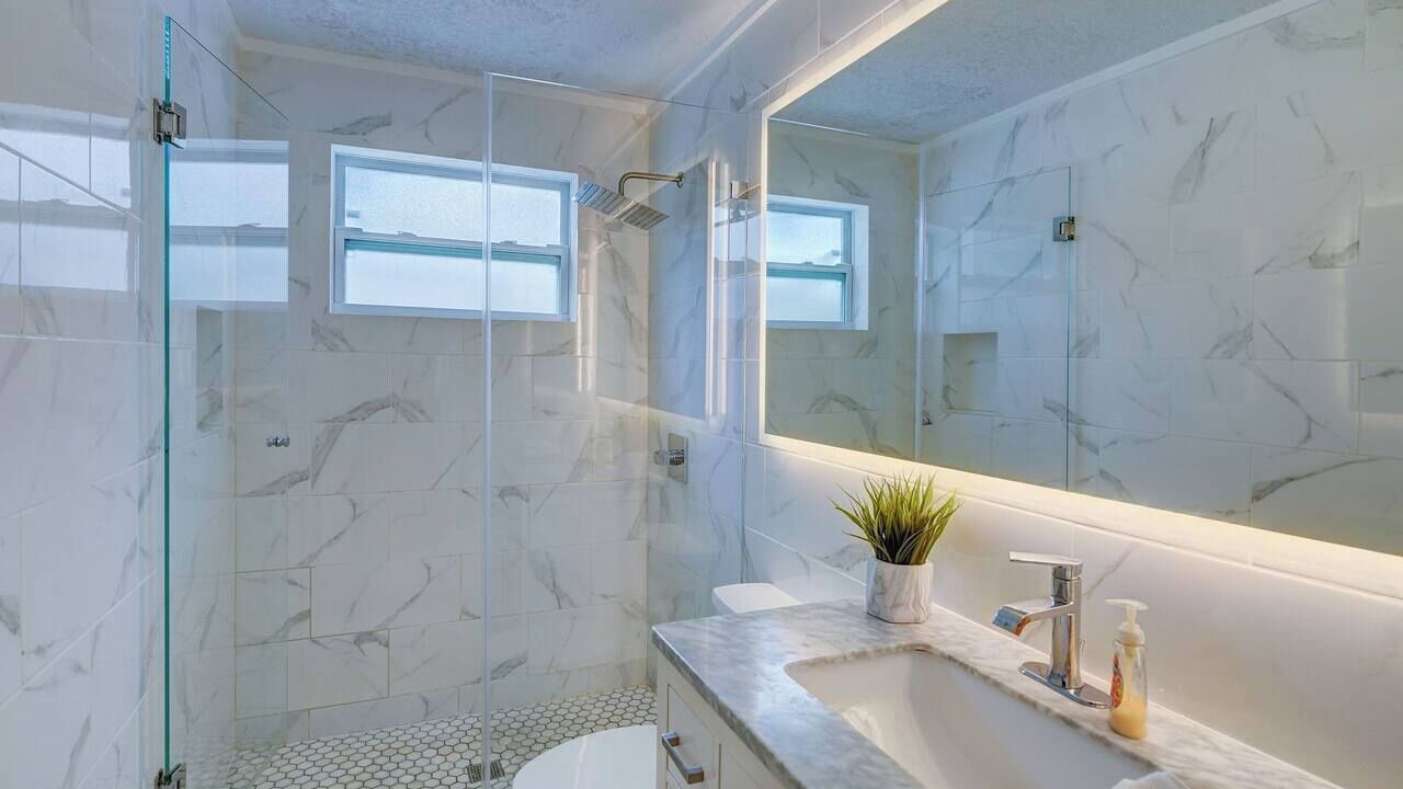 Photo of Bathroom in Miami Shores