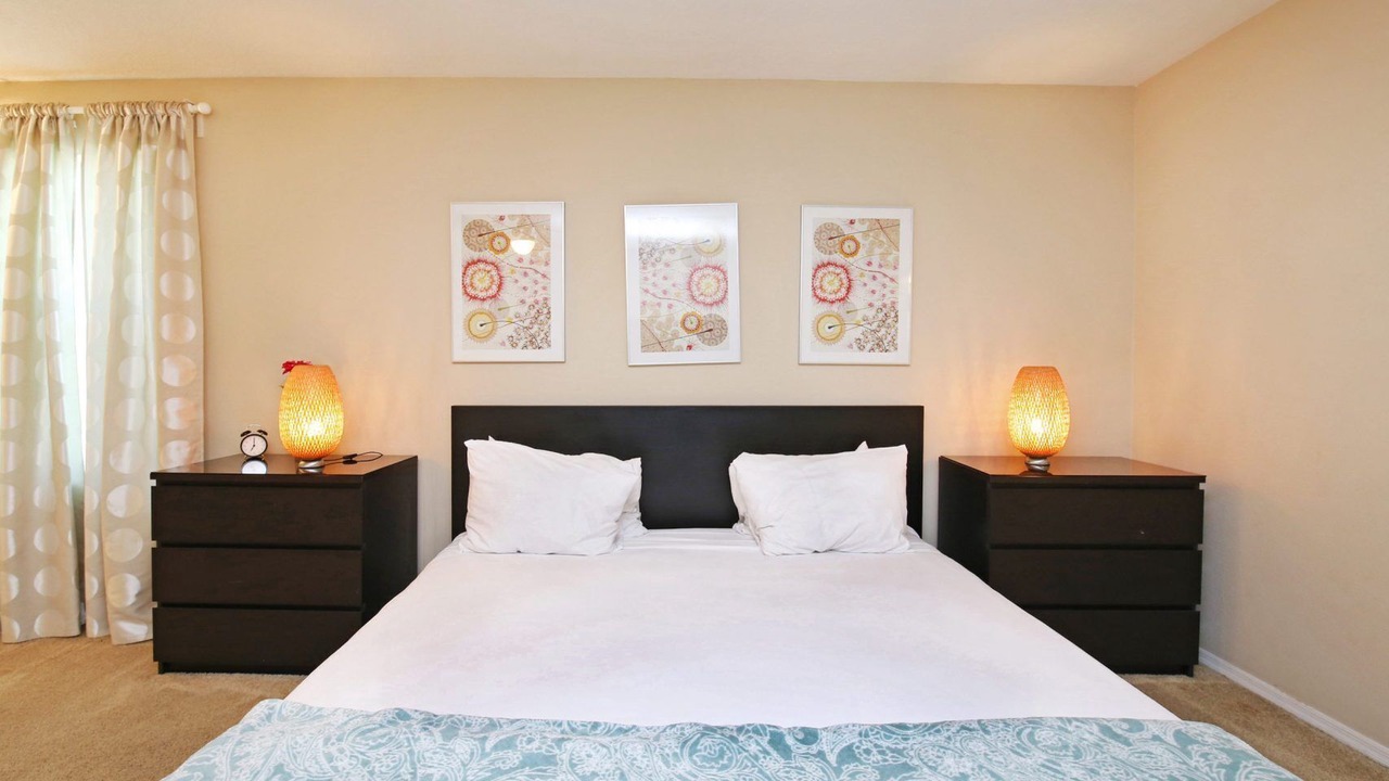 Photo of Bedroom in Seasons