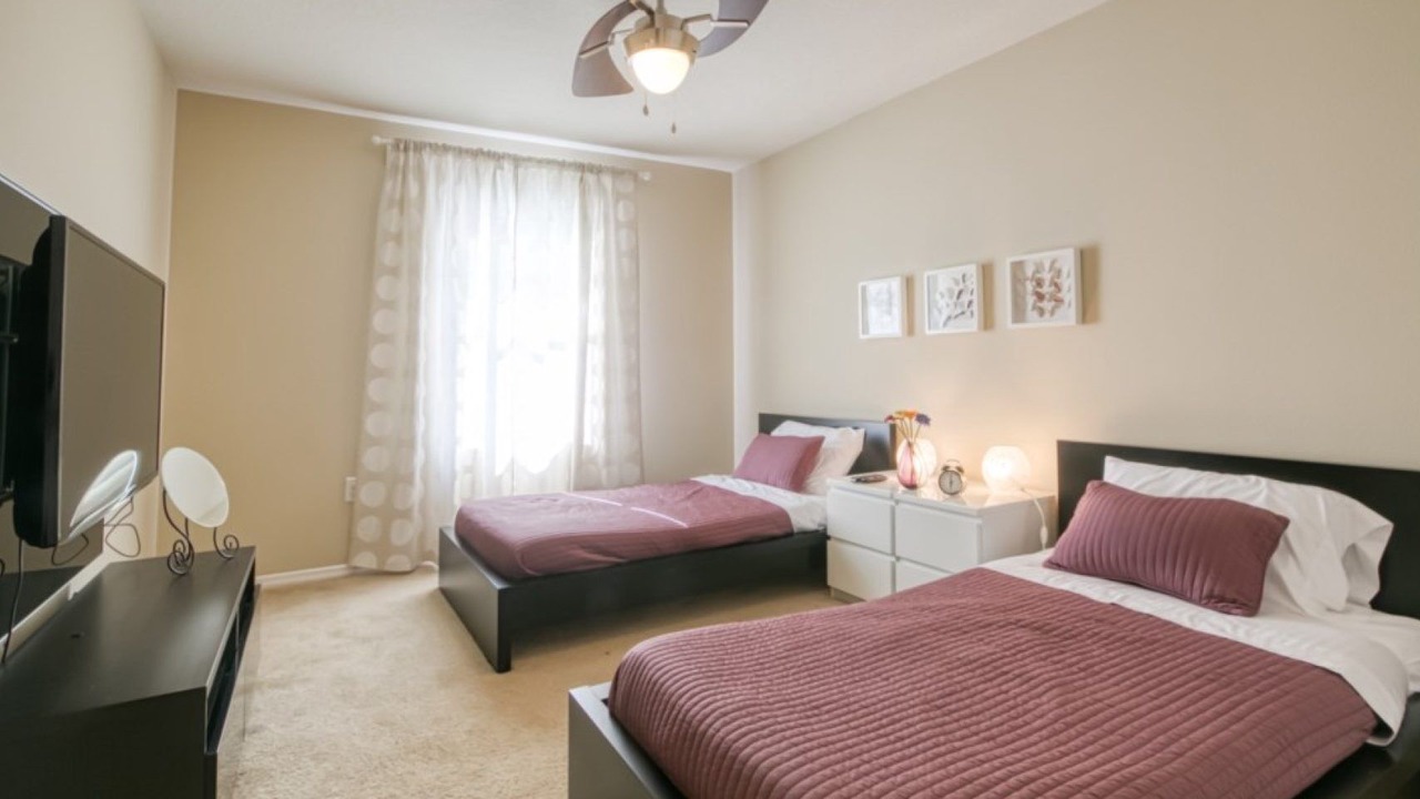 Photo of Bedroom in Seasons