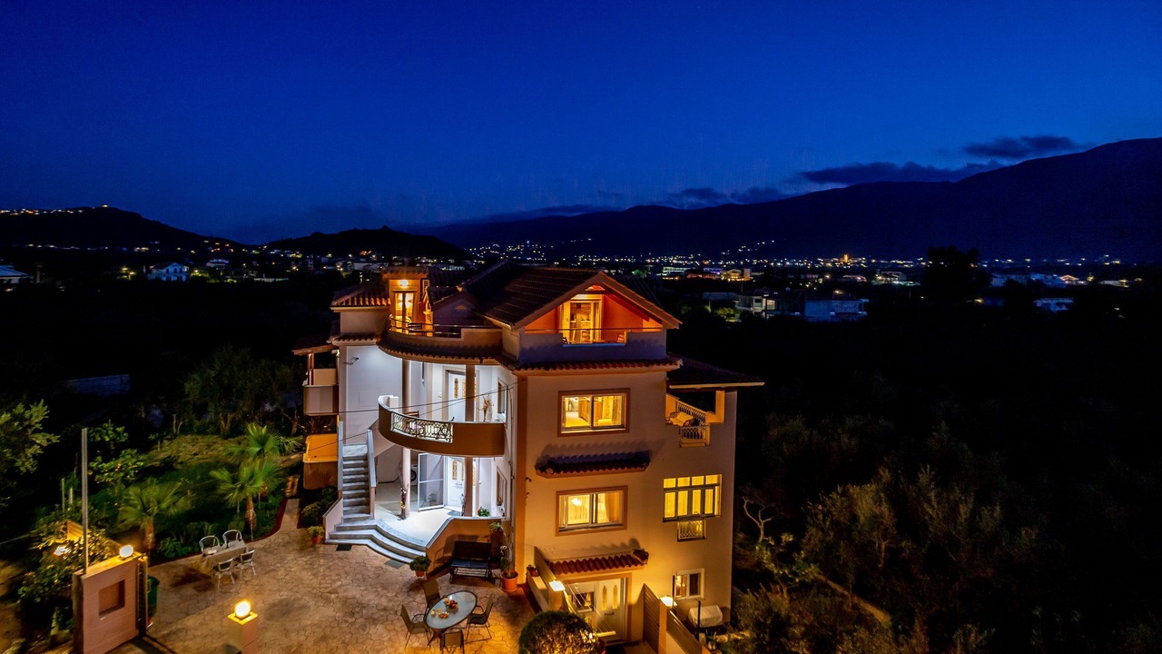 Photo of Outdoor in Alikanas